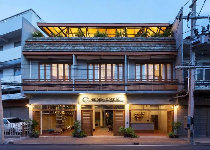 Hidden Garden Hostel เชียงใหม่