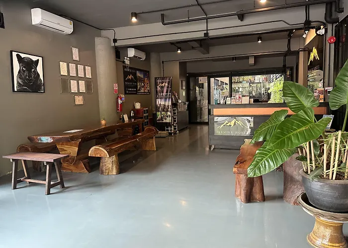 Premier Hostel เชียงใหม่